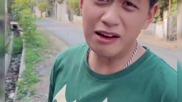 DAT VILLA BELAJAR EKTING SAMA HAIPONG..MAMI BAWAK BONG BELANJA BULANAN.. смотреть онлайн