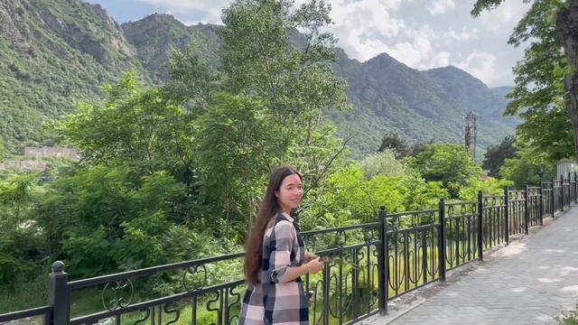 Где я живу в Тбилиси за 100 лари в неделю. смотреть онлайн