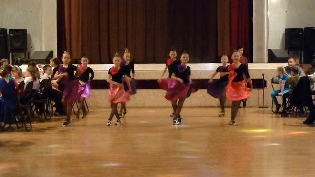 "Let's Get Loud" ("Венда" и "Кнопочки" возраст 6-9 лет) смотреть онлайн