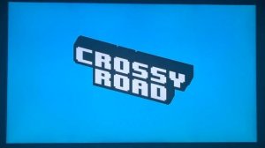 Играю в игру Crossy Road. Приключение пиксельных героев. Разные персонажи.Кросси Роад.