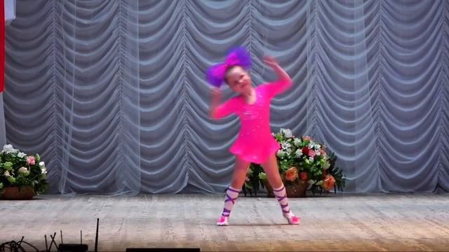 Танец кукла смотреть онлайн