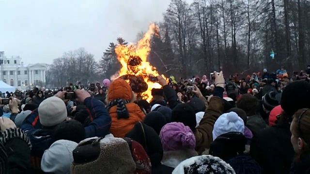 Масленица. Сожжение чучела. смотреть онлайн