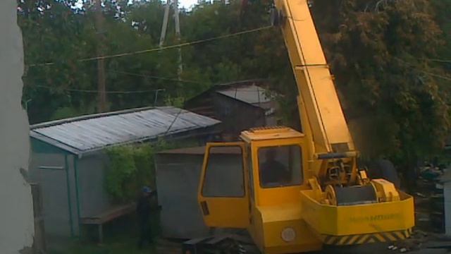 Купил мужик гараж.. смотреть онлайн