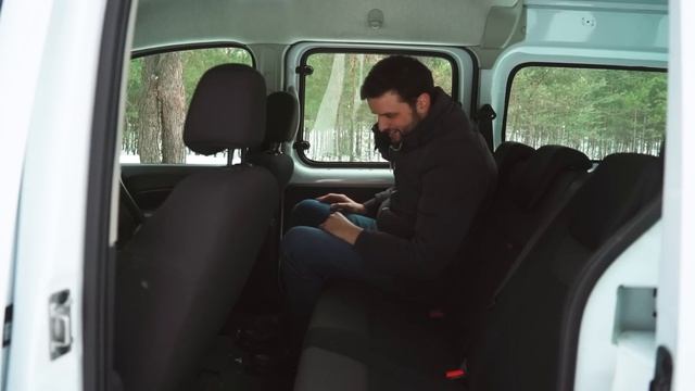 Renault Kangoo Z.E. 33 KWh. Отличная коммерческая электричка за безумные деньги.