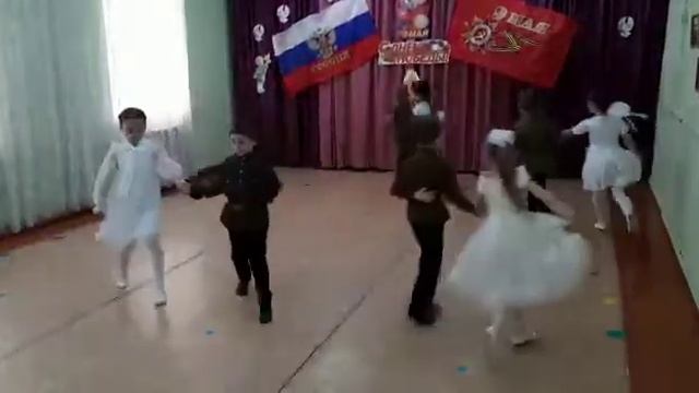 Вальс "В лесу прифронтовом". Видео Натальи Мирошниченко смотреть онлайн