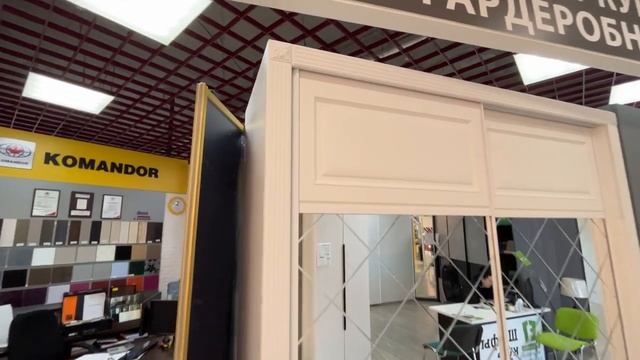 Видеообзор белый шкаф купе с гравированным зеркалом смотреть онлайн