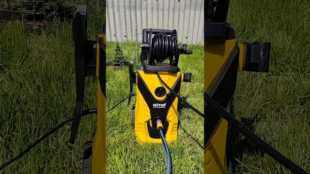 Обязательно запомни эту хитрость! Как можно легко очистить шиферную крышу от мха и грязи? #shorts смотреть онлайн