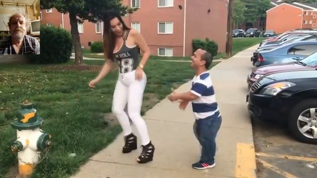 Танец-шутка в стиле Cumbia ( dfa ) смотреть онлайн