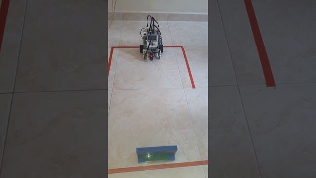 Lesson 9(a) Ultrasonic Sensor, Lego EV3 ,SMART Vehicles смотреть онлайн