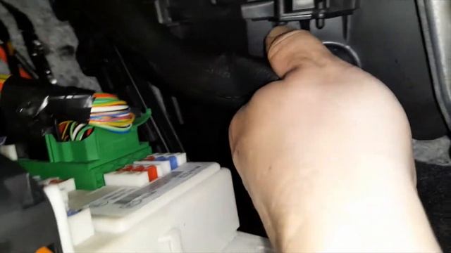 FORD FOCUS MK2 CABIN FILTER REPLACEMENT смотреть онлайн