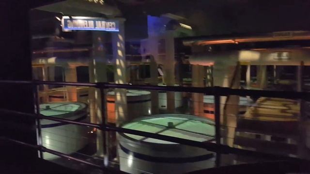 Производство шоколада - представление на фабрике "Херши" в Пенсильвании. США смотреть онлайн