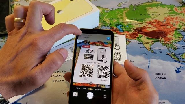 iPhone 11 / 11 Pro Max: How to Scan QR Codes with Built-In QR Scanner Reader смотреть онлайн