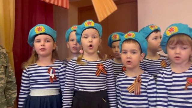 Военное попурри. Исполняют воспитанники детского сада "Василёк"" смотреть онлайн