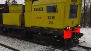 Учим цвета и поезда. Обучающее видео с транспортом для детей