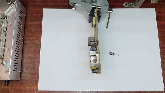 ремонт монитора LG W2243S. не работает монитор. как разобрать. моргает. LG W2243S monitor repair смотреть онлайн