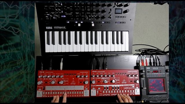 BEHRINGER TD-3 & RD-6 / KORG minilogue xd & KAOSS PAD, ACID TECHNO machine jam смотреть онлайн