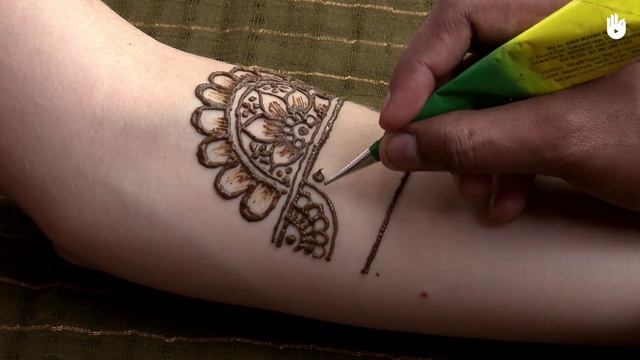 Татуаж хной: Простой узор, Часть 2/9 смотреть онлайн