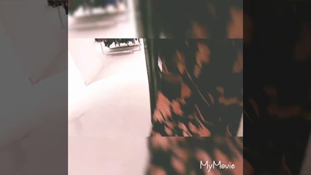 Куча одежды, платья, платья, распродажа:Dresses everywhere. смотреть онлайн
