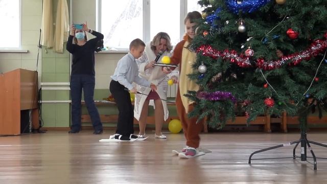 МАОУ "Лицей 176" - Новогодний утренник смотреть онлайн