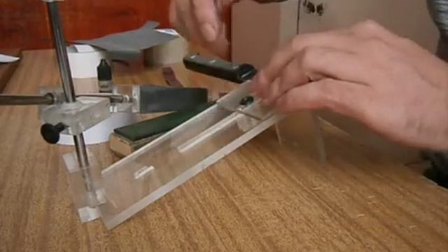 Обзор самодельного апекса и заточка ножа на наждаке Homemade Knife Sharpening смотреть онлайн