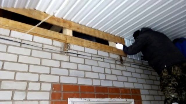 10 Переделка крыши. Потолок из профнастила. Объект сдан. смотреть онлайн