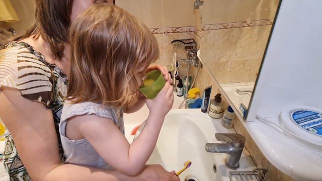Соня ложится спать... смотреть онлайн
