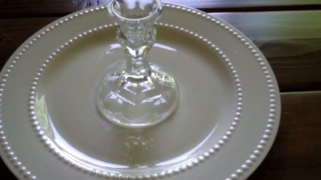 DIY DOLLAR STORE CAKE STAND FOR $3! смотреть онлайн