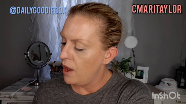 Gluten-free, Vegan, Cruelty-Free & I'm Eating again Thanks Daily Goodie Box смотреть онлайн
