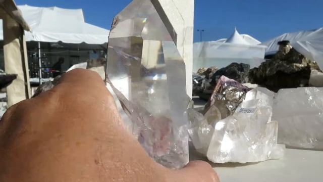 Rainbow quartz with back coating смотреть онлайн