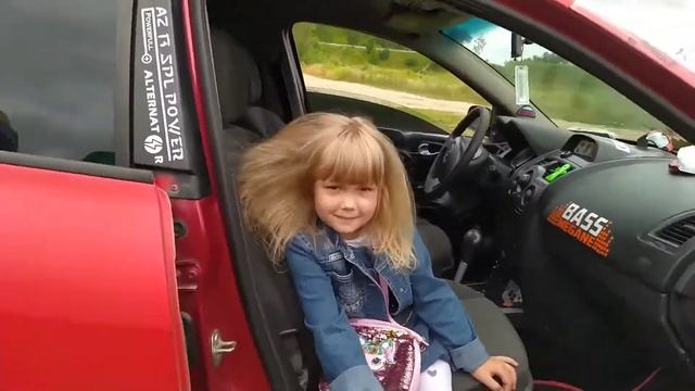 хорошие сабы db sa 302 две штуки от усилителя Apocalypse 7900.1 смотреть онлайн