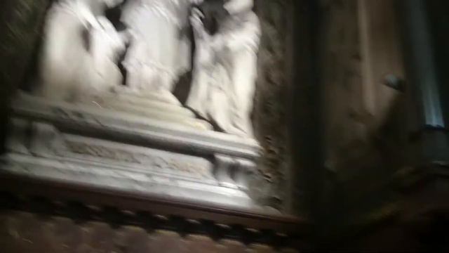 храм в Лионе смотреть онлайн