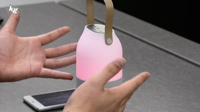 Samsung Bottle Design Speaker Unboxing: Bottoms Up? [4K] смотреть онлайн