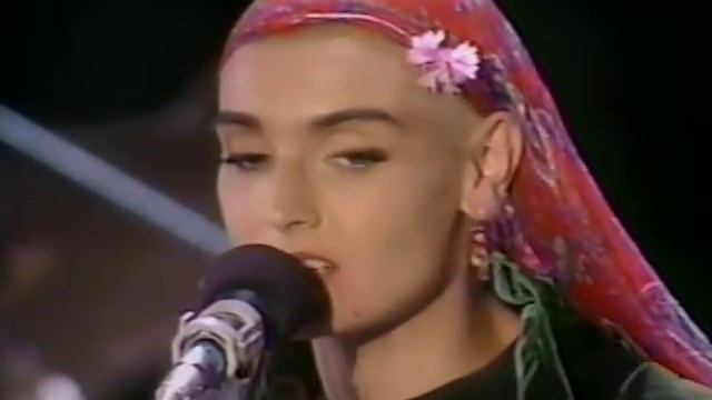 Peter Gabriel & Sinead O'Connor - Don't Give Up, Chile 1990 смотреть онлайн