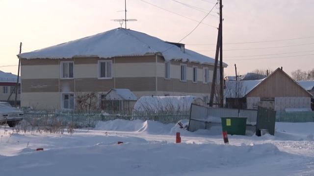 Специалисты администрации рекомендуют первомайцам скинуть снег с крыш смотреть онлайн