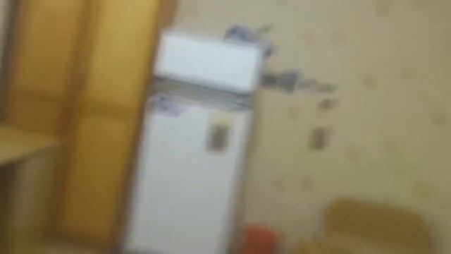 Что будет если засунуть петарду в холодильник смотреть онлайн