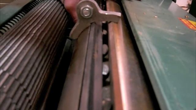 Changing planer blades смотреть онлайн