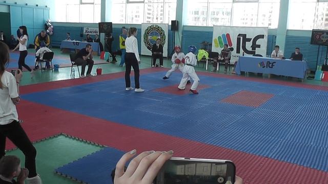 ЧУ Taekwondo ITF Киев 2018 - Котлин М. тренер Науменко Е. бой 1 раунд1 смотреть онлайн