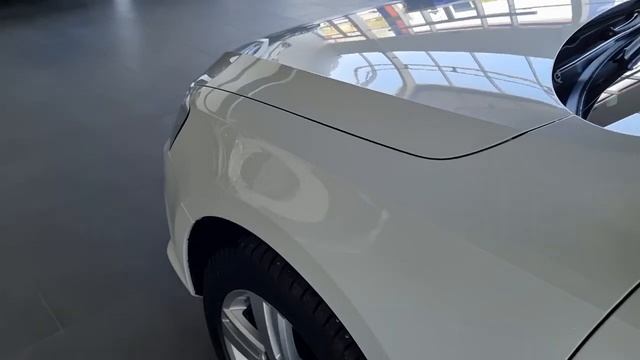 VOLKSWAGEN JETTA смотреть онлайн