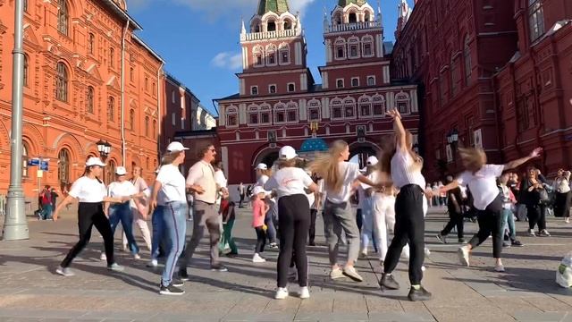 Танец на красной площади смотреть онлайн