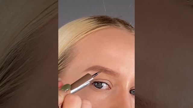 Набор Perfect Brows смотреть онлайн