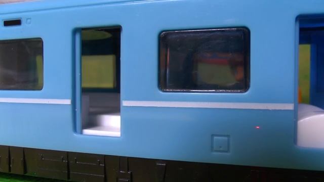 Поезд Метро - Игрушки для мальчиков - Видео про поезда для детей смотреть онлайн