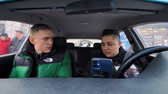“RUDNEV VLOG” СашаДаня. Как мы провели день в машине смотреть онлайн