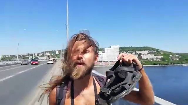 Мы танцуем босиком на песке смотреть онлайн