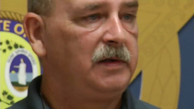 Sheriff Chuck Wright on Operation Groundhog Day смотреть онлайн