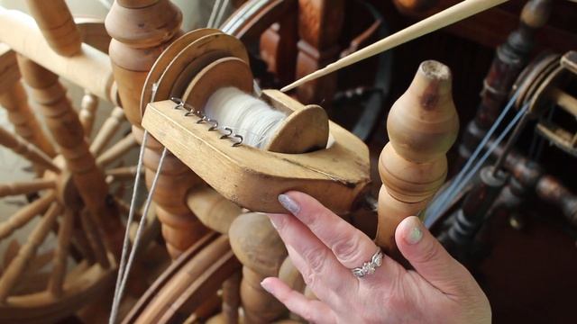 Мои колёсные деревянные самопрялочки. смотреть онлайн