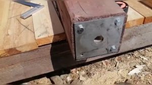 Установка вертикальных опор на домкрат, для усадки бани)