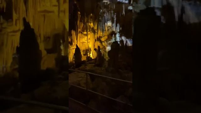 Grotte di Castellana - Castellana Caves - Viaggio in Puglia - Puglia Travel смотреть онлайн