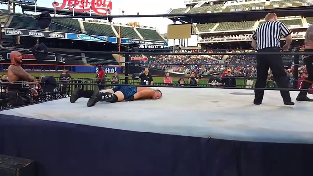 Rob Van Dam vs 'Big Poppa Pump' Scott Steiner смотреть онлайн