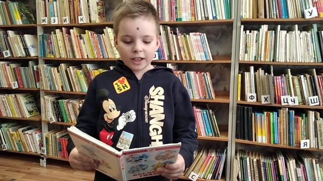 Богомолов Николай читает стихотворение Е Баратынского "Весна, весна! как воздух чист!.." смотреть онлайн