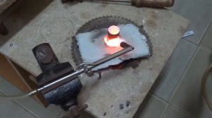 Литьё металла в опоку при помощи самодельной литейной машины